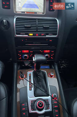 Внедорожник / Кроссовер Audi Q7 2013 в 