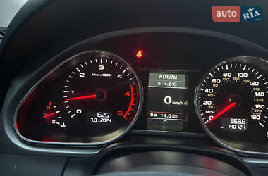 Внедорожник / Кроссовер Audi Q7 2013 в 