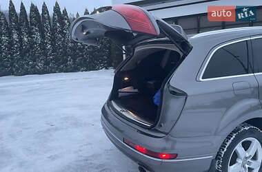 Внедорожник / Кроссовер Audi Q7 2013 в 