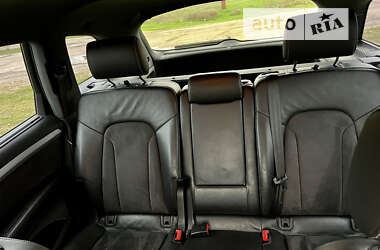 Внедорожник / Кроссовер Audi Q7 2010 в 