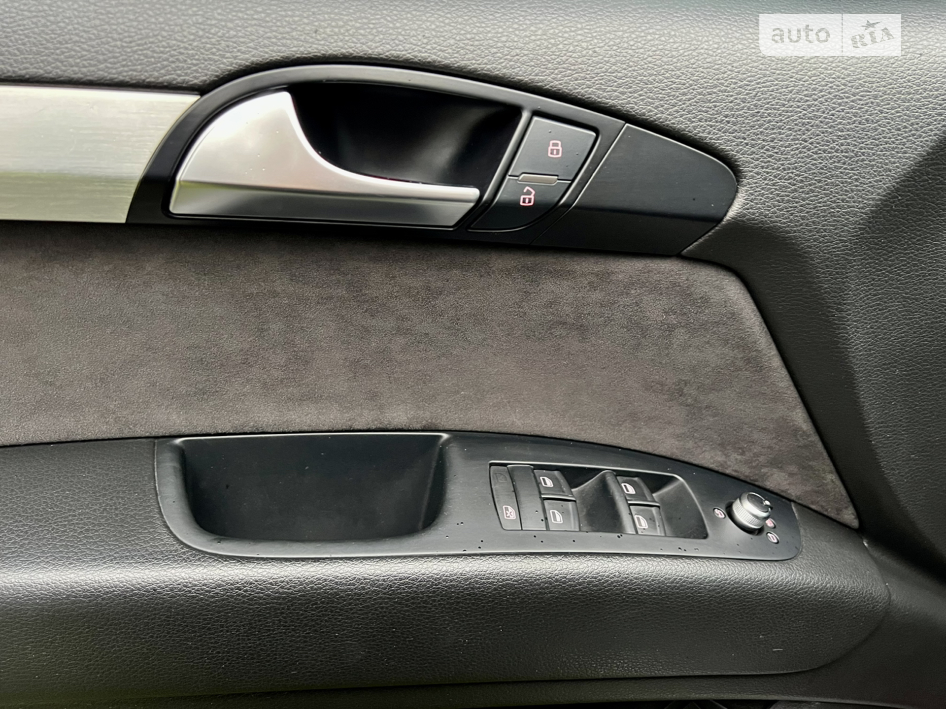 2010 Audi Q7 - мініатюра 18