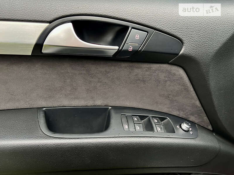 Позашляховик / Кросовер Audi Q7 2010 в Дніпрі фото 18 Позашляховик / Кросовер Audi Q7 2010 в Дніпрі