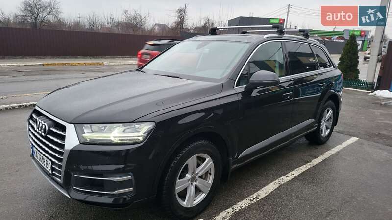 Внедорожник / Кроссовер Audi Q7 2016 в Киеве