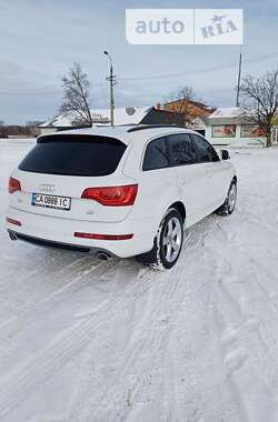 Позашляховик / Кросовер Audi Q7 2015 в Шполі