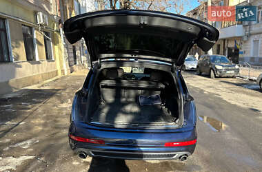 Внедорожник / Кроссовер Audi Q7 2014 в 