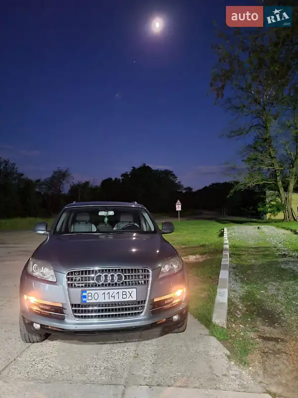 Audi Q7