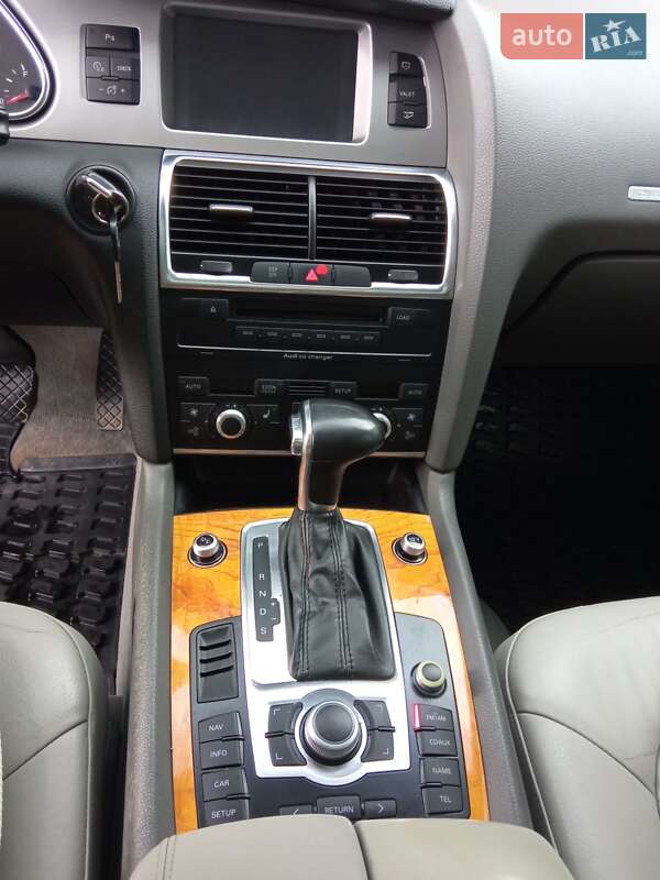 Позашляховик / Кросовер Audi Q7 2008 в Львові
