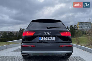 Внедорожник / Кроссовер Audi Q7 2015 в Днепре