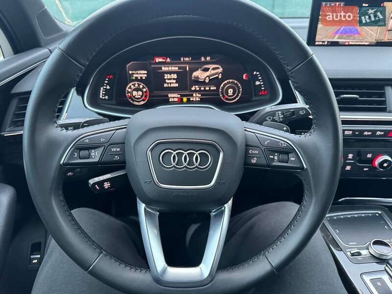 Внедорожник / Кроссовер Audi Q7 2018 в Ужгороде
