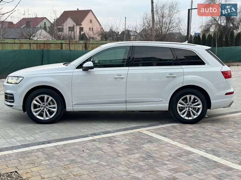 Внедорожник / Кроссовер Audi Q7 2018 в Ужгороде