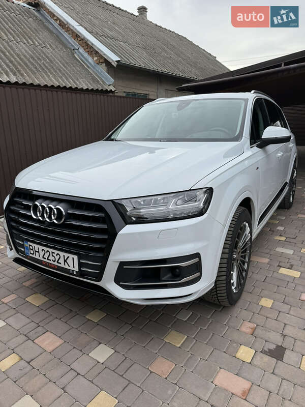 Audi Q7 2017