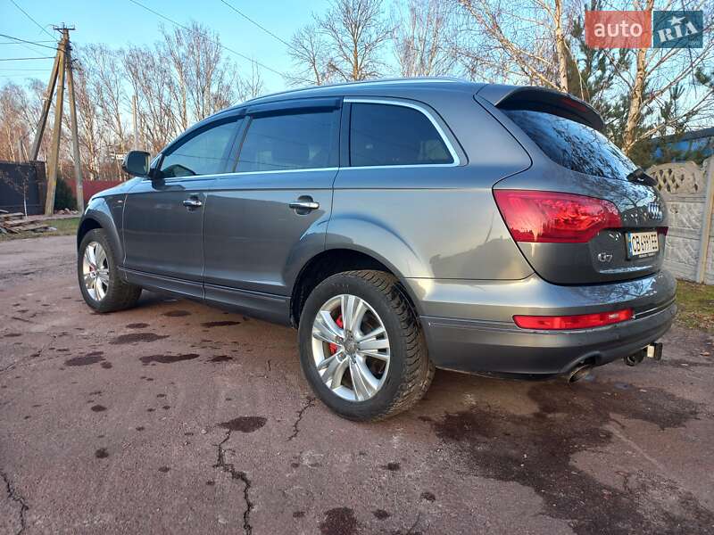 Внедорожник / Кроссовер Audi Q7 2010 в Чернигове
