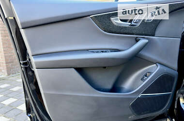 Внедорожник / Кроссовер Audi Q7 2020 в Стрые