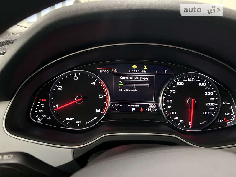 Внедорожник / Кроссовер Audi Q7 2017 в Хмельницком