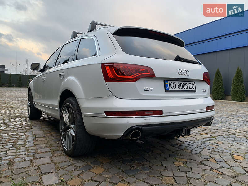 Позашляховик / Кросовер Audi Q7 2013 в Мукачевому