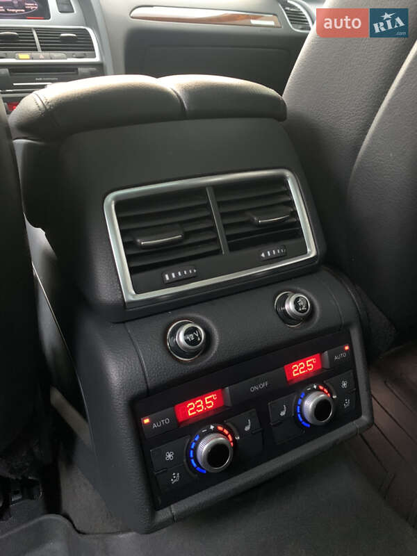 Позашляховик / Кросовер Audi Q7 2013 в Мукачевому