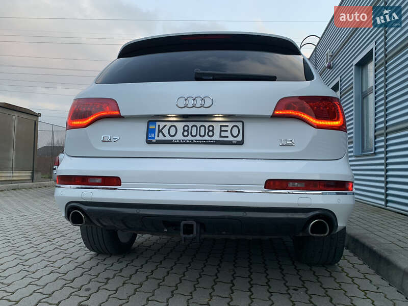 Позашляховик / Кросовер Audi Q7 2013 в Мукачевому