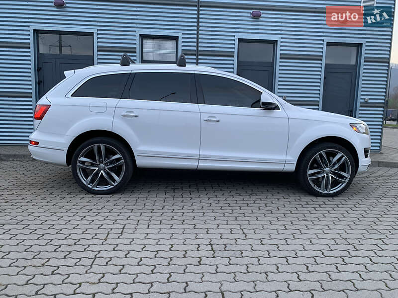 Позашляховик / Кросовер Audi Q7 2013 в Мукачевому
