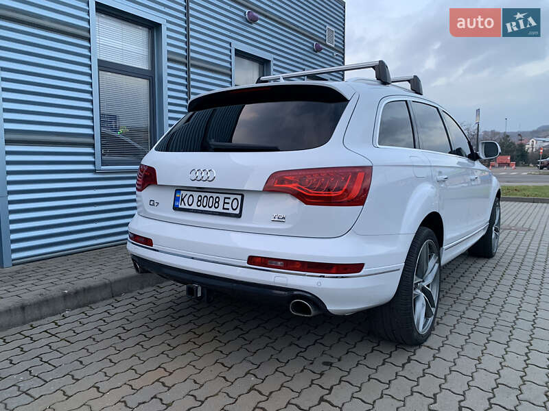 Позашляховик / Кросовер Audi Q7 2013 в Мукачевому