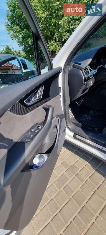 Внедорожник / Кроссовер Audi Q7 2017 в Одессе