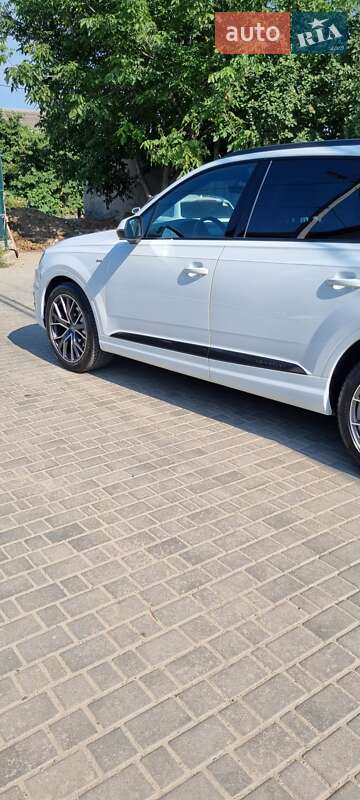 Внедорожник / Кроссовер Audi Q7 2017 в Одессе