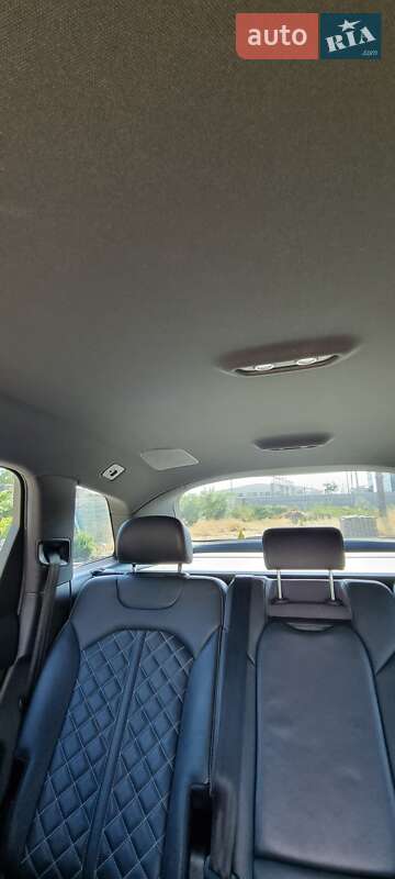 Внедорожник / Кроссовер Audi Q7 2017 в Одессе