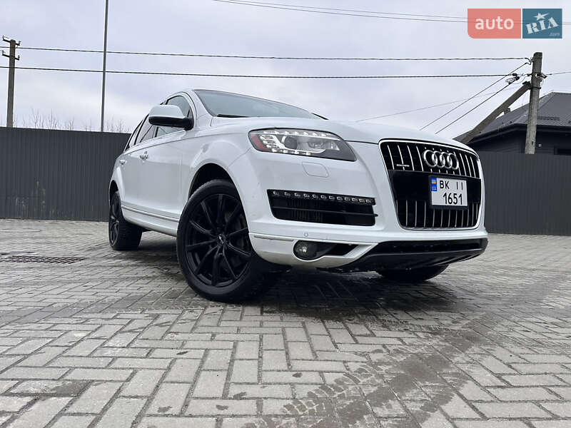 Позашляховик / Кросовер Audi Q7 2014 в Сарнах