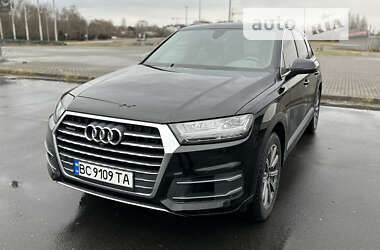 Позашляховик / Кросовер Audi Q7 2017 в Львові