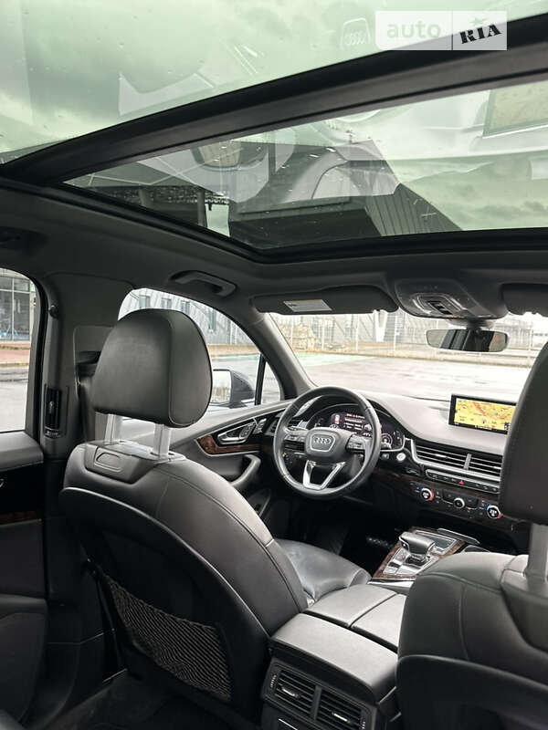 Внедорожник / Кроссовер Audi Q7 2017 в Львове