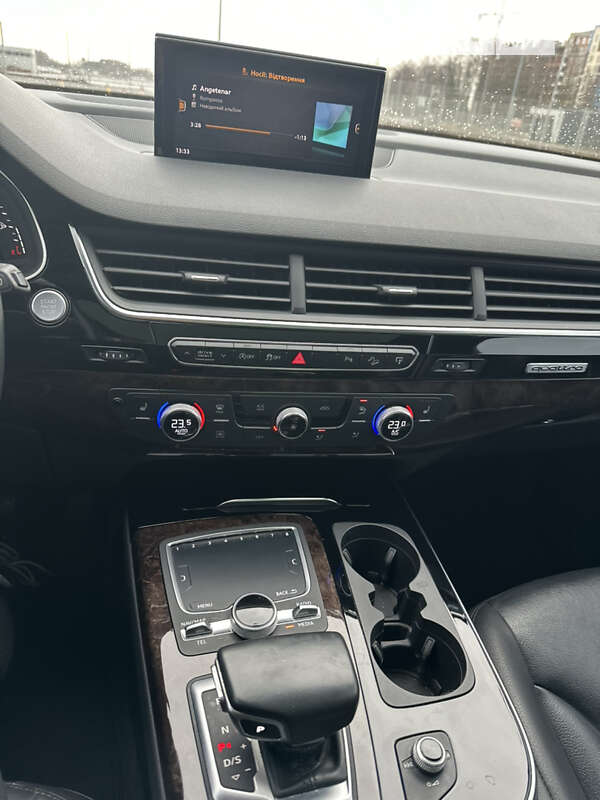 Внедорожник / Кроссовер Audi Q7 2017 в Львове