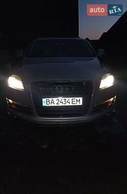 Внедорожник / Кроссовер Audi Q7 2007 в Калуше