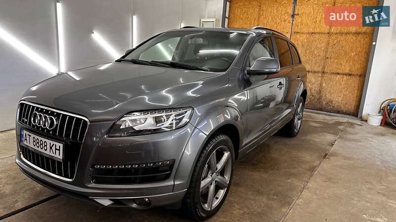 Внедорожник / Кроссовер Audi Q7 2015 в Калуше