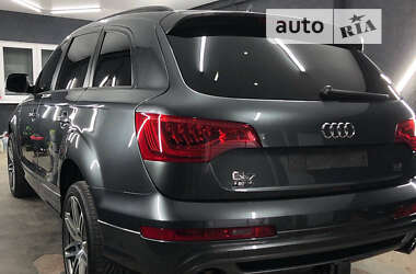 Внедорожник / Кроссовер Audi Q7 2015 в Киеве