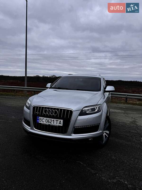 Позашляховик / Кросовер Audi Q7 2015 в Яворові