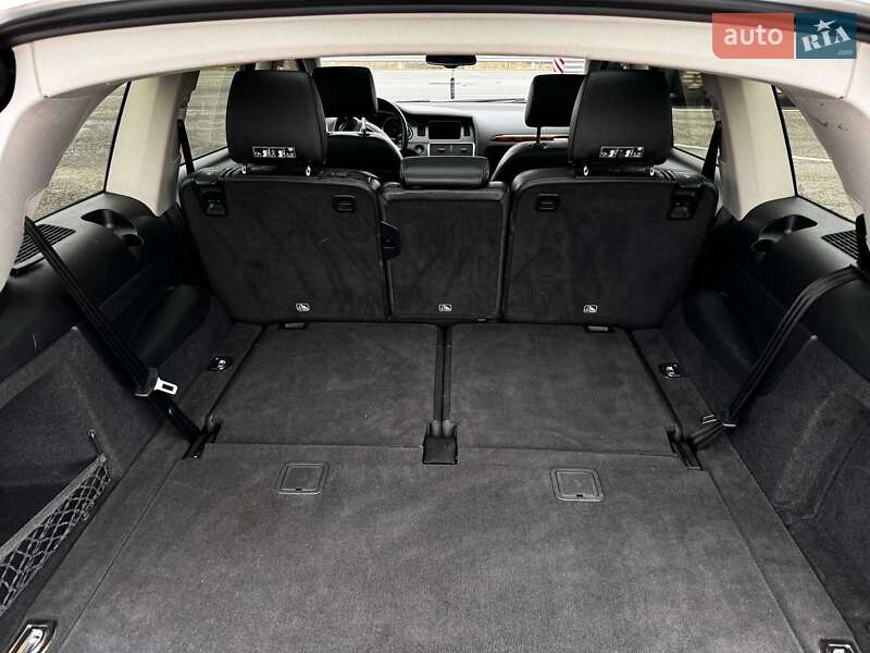 Позашляховик / Кросовер Audi Q7 2015 в Яворові