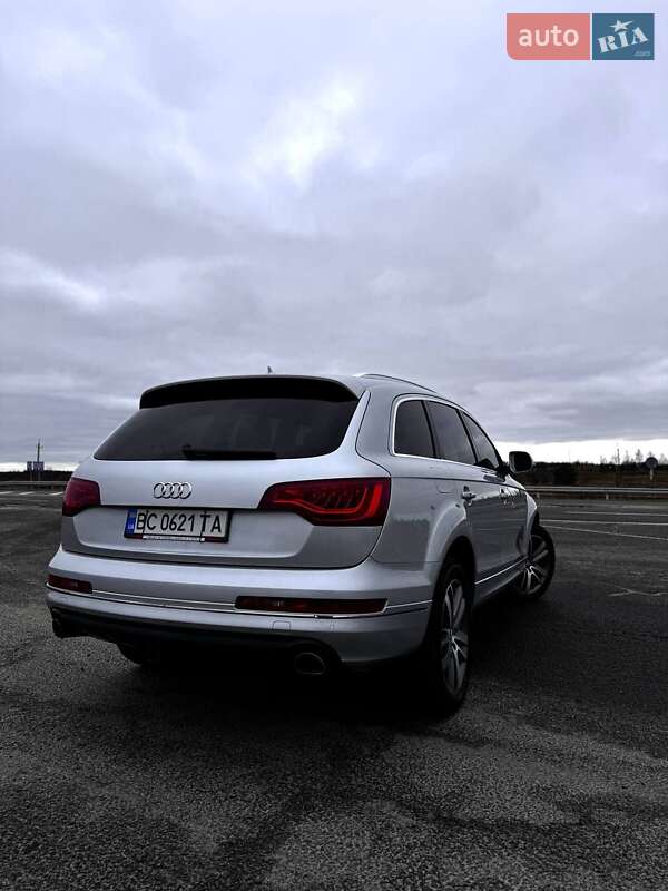 Позашляховик / Кросовер Audi Q7 2015 в Яворові