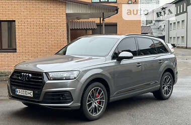 Внедорожник / Кроссовер Audi Q7 2018 в Киеве