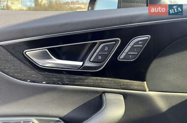 Внедорожник / Кроссовер Audi Q7 2019 в 