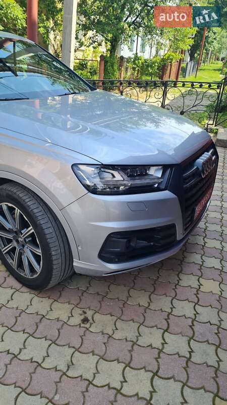 Внедорожник / Кроссовер Audi Q7 2018 в Рахове