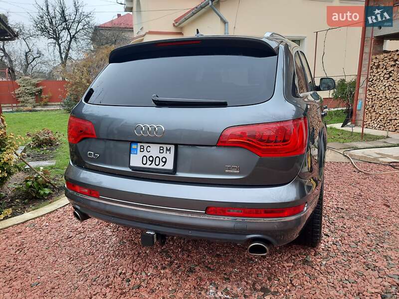 Внедорожник / Кроссовер Audi Q7 2014 в Стрые