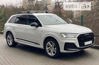 Позашляховик / Кросовер Audi Q7 2020 в Львові