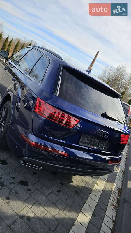 Позашляховик / Кросовер Audi Q7 2019 в Івано-Франківську