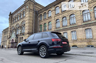 Внедорожник / Кроссовер Audi Q7 2018 в Лубнах