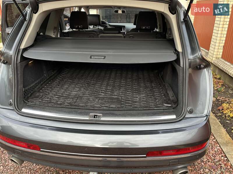 Внедорожник / Кроссовер Audi Q7 2014 в Стрые