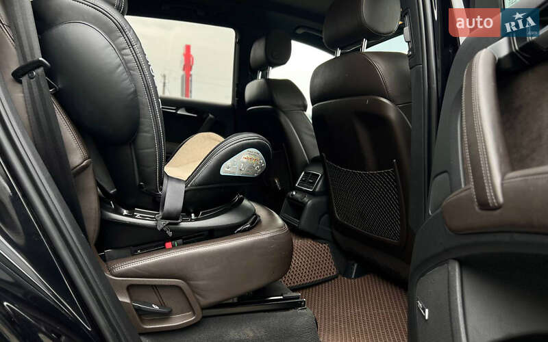 Внедорожник / Кроссовер Audi Q7 2015 в Мукачево