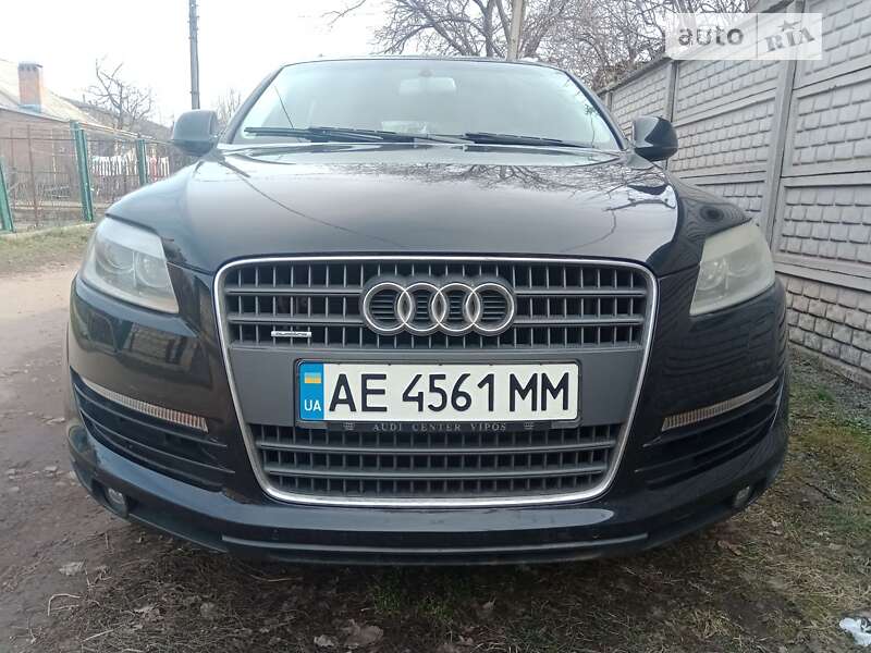 Внедорожник / Кроссовер Audi Q7 2007 в Кривом Роге