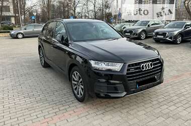 Позашляховик / Кросовер Audi Q7 2018 в Києві