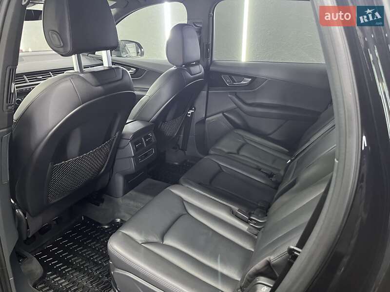 Внедорожник / Кроссовер Audi Q7 2016 в Киеве фото 68 Внедорожник / Кроссовер Audi Q7 2016 в Киеве
