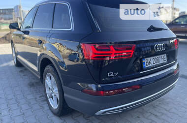 Audi Q7 2016