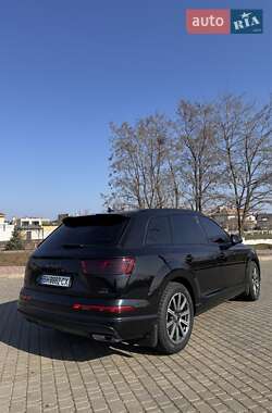 Внедорожник / Кроссовер Audi Q7 2016 в Одессе